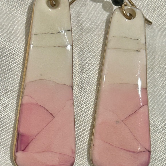 Pink Triple Tone- Hand made Ceramic Dangle 22k gold / platinum Earring🌸 - Picture 4 of 16